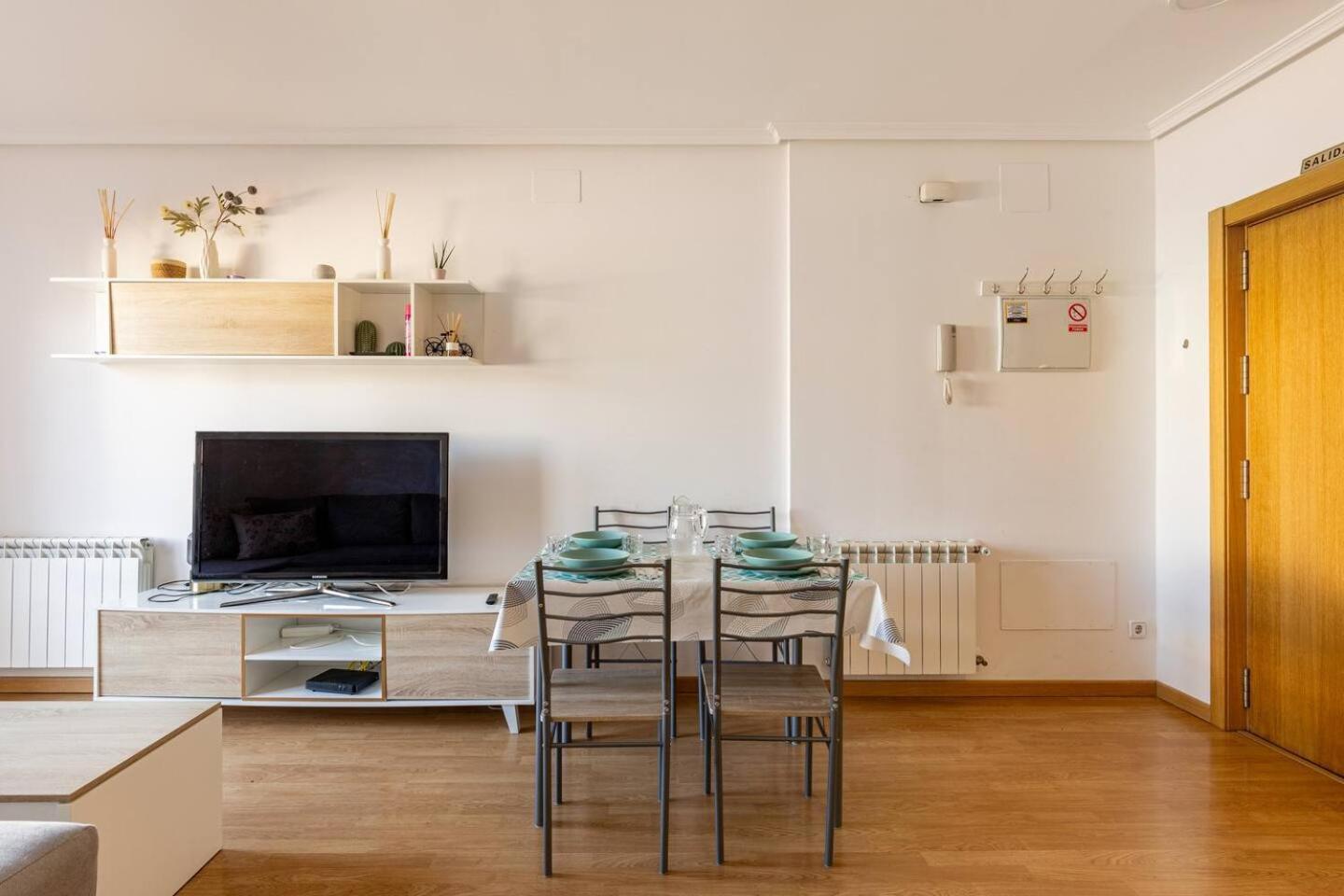 Apartamento Familiar Con Piscina Licencia 14721 Camarma de Esteruelas Ngoại thất bức ảnh